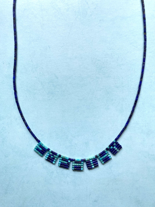 EMPATHY NECKLACE IN LAPIS LAZULI
